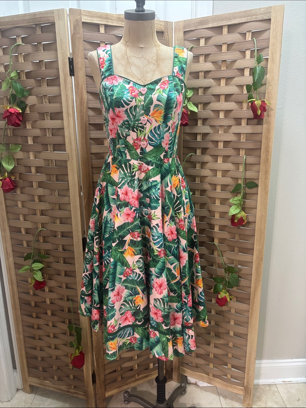Voodoo Vixen Tropical Print HIBISKUS Träger SWING KLEID Dress Rockabilly